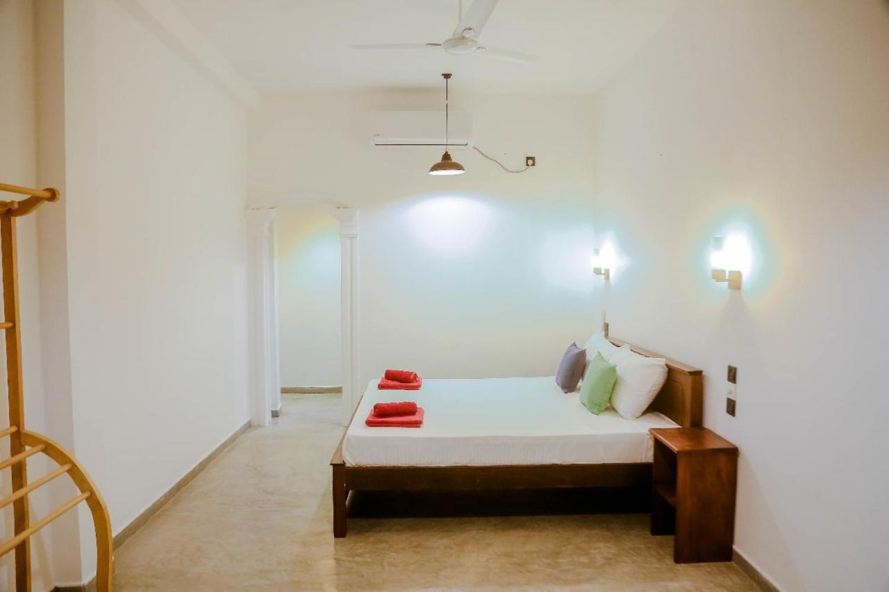 Hotel Sweet Emotion Mirissa Exterior foto