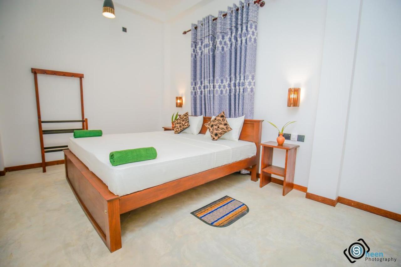 Hotel Sweet Emotion Mirissa Exterior foto