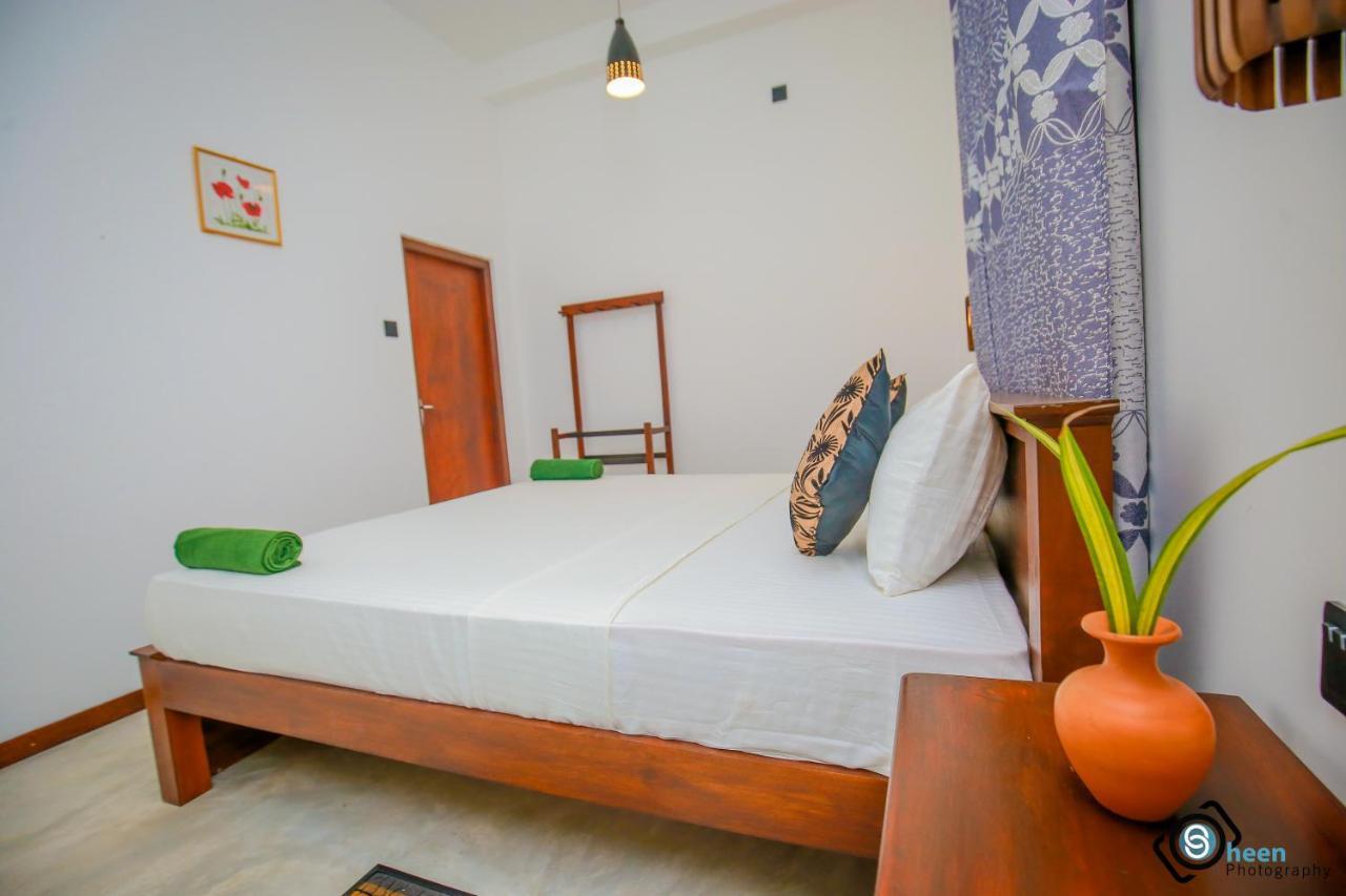 Hotel Sweet Emotion Mirissa Exterior foto
